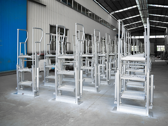 1562030616275109.jpg 活動梯.jpg